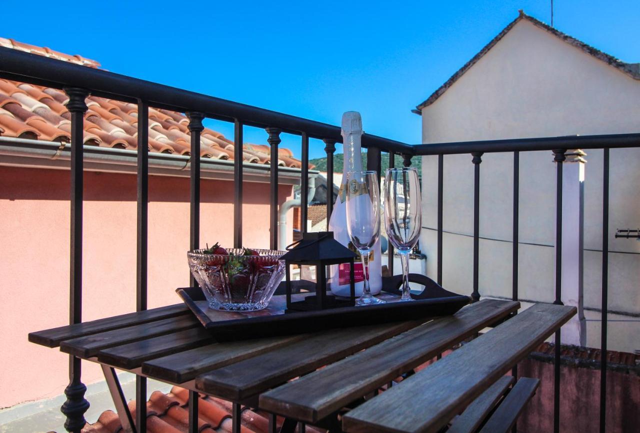 Appartamento Ghetto Primošten Esterno foto
